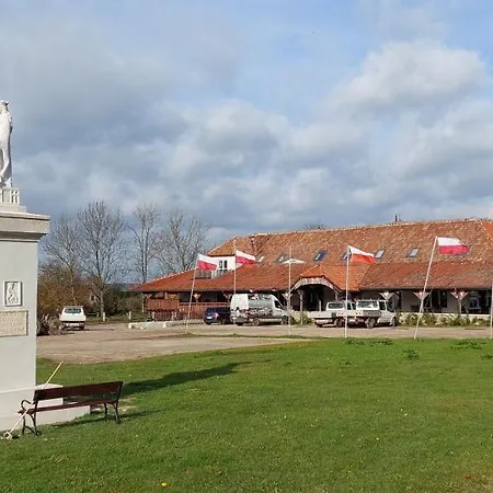 Rycerska Pod Grunwaldem Гостевой дом Stebark